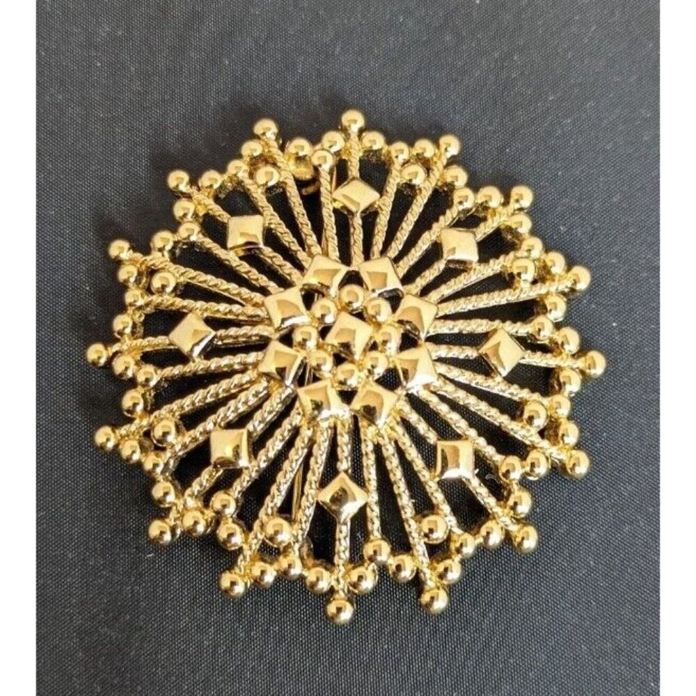 Vintage Monet Starburst Brooch Pin‎ Gold Tone Statement Jewelry Signed
